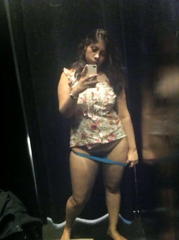 نودز مغربية منيوكة بتتصور سلفى ملط